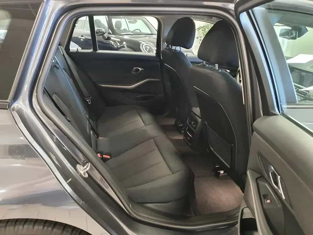 BMW 320 d xDrive Advantage Aut/Navi/Park&FernLichtAss 03/2022-photo-24