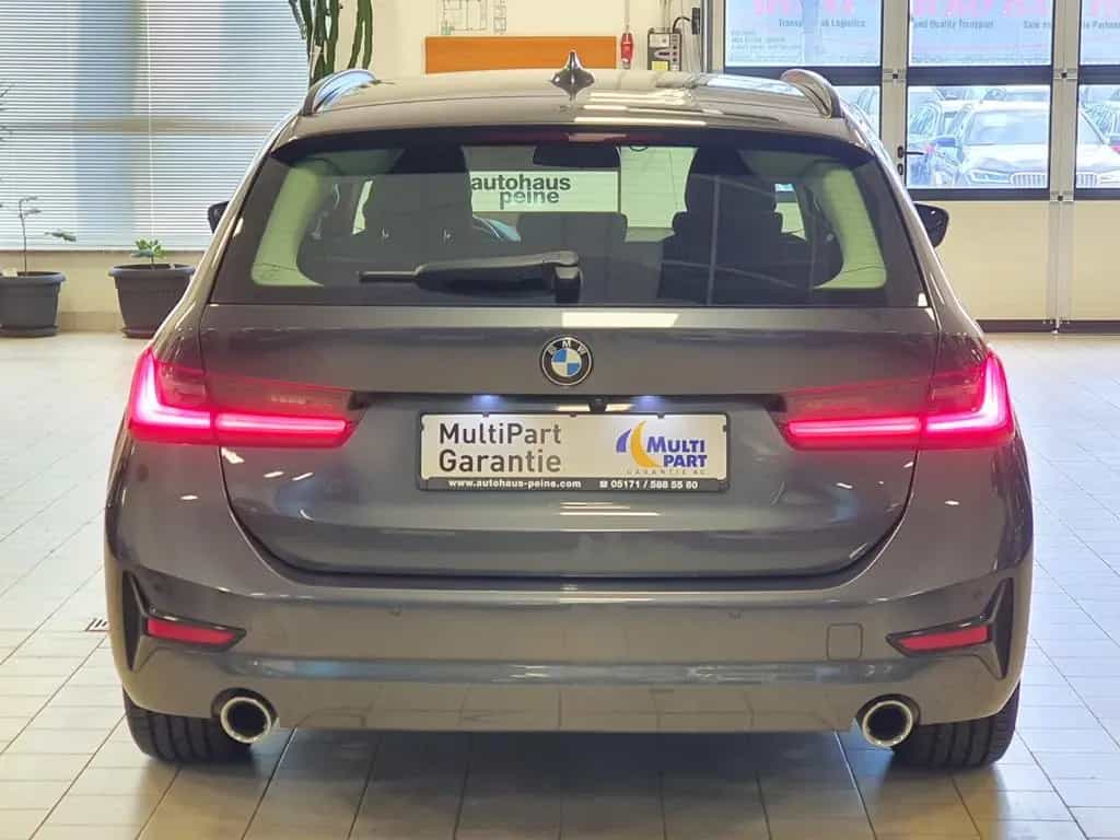 BMW 320 d xDrive Advantage Aut/Navi/Park&FernLichtAss 03/2022-photo-8