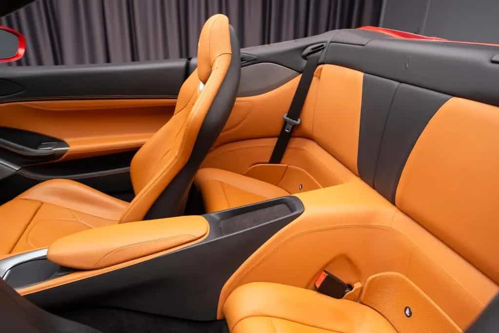 Ferrari Portofino 3.9 T V8 DCT JBL Passenger Display R22 08/2019-photo-31
