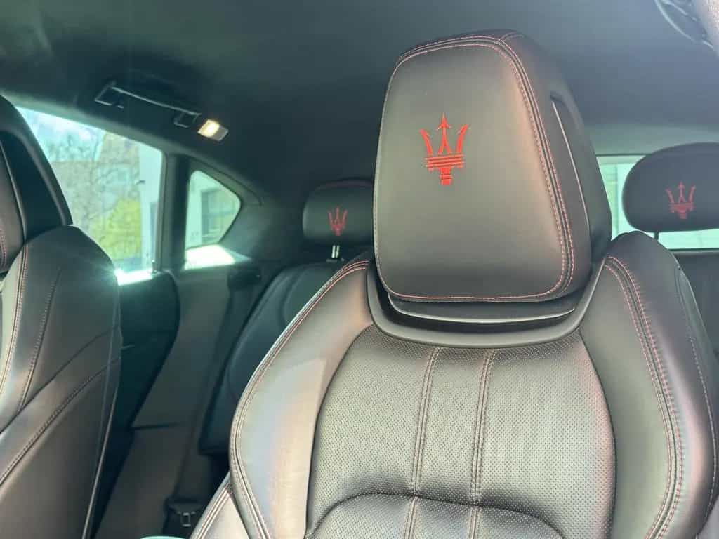 Maserati Levante Diesel 03/2017-photo-13