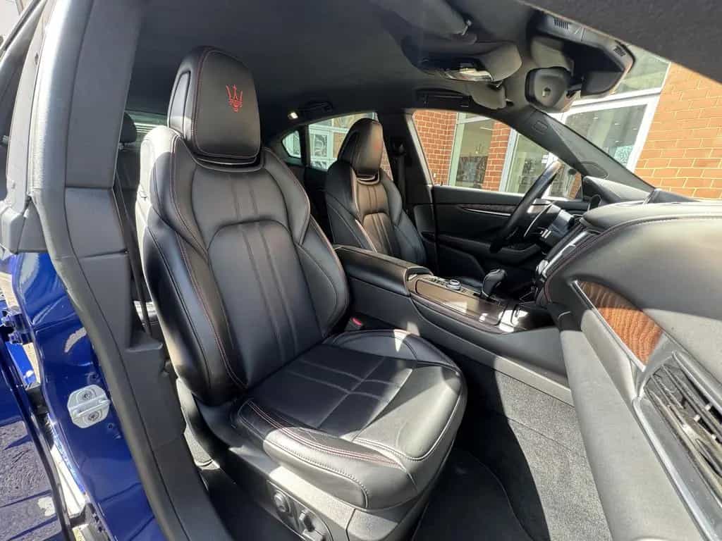 Maserati Levante Diesel 03/2017-photo-22