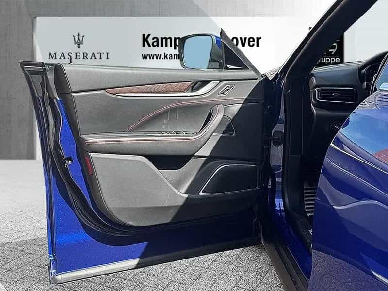 Maserati Levante Diesel 03/2017-photo-8