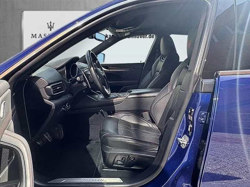 Maserati Levante Diesel 03/2017-photo-9