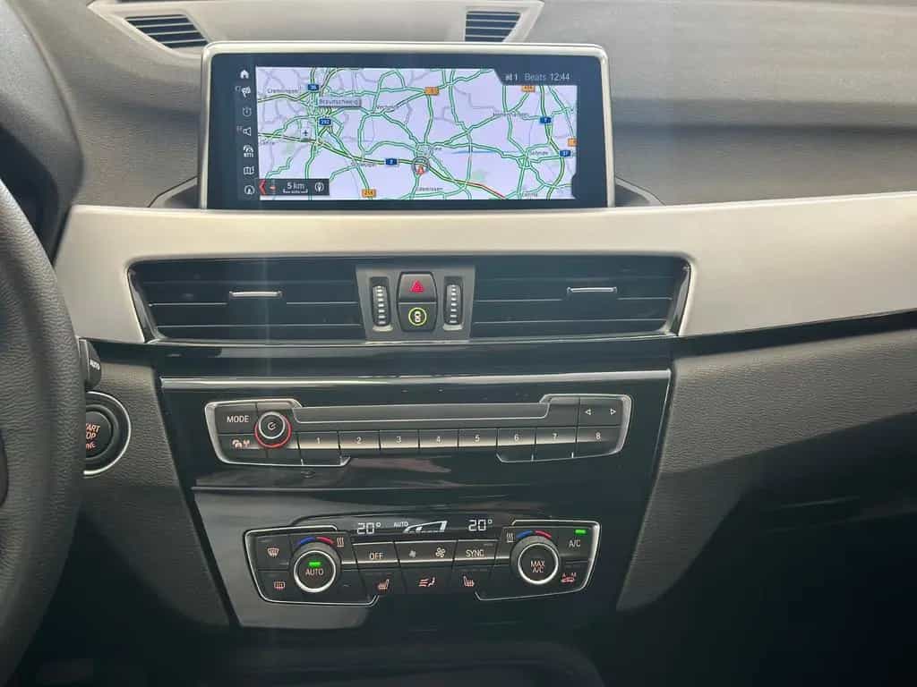 BMW X1 sDrive 18d Advantage Aut/Navi/SitzHz/Tempomat 11/2022-photo-17