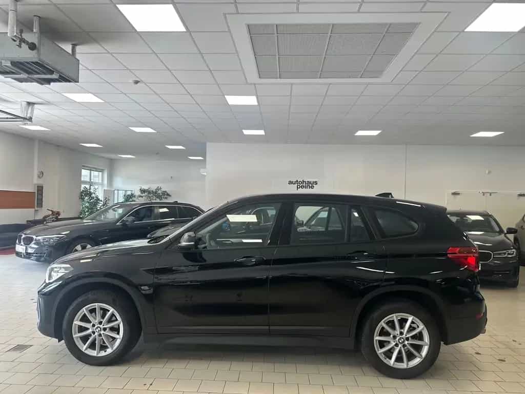 BMW X1 sDrive 18d Advantage Aut/Navi/SitzHz/Tempomat 11/2022-photo-6