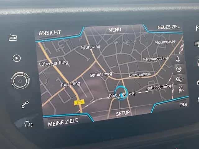 Seat Arona FR Sportpaket AD AHK-abnehmbar Navi Digita 05/2018-photo-15