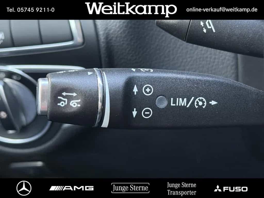 Mercedes-Benz GLC 220 d 4MATIC LED+AHK+COMAND+DISTRONIC+MEMORY 04/2019-photo-17