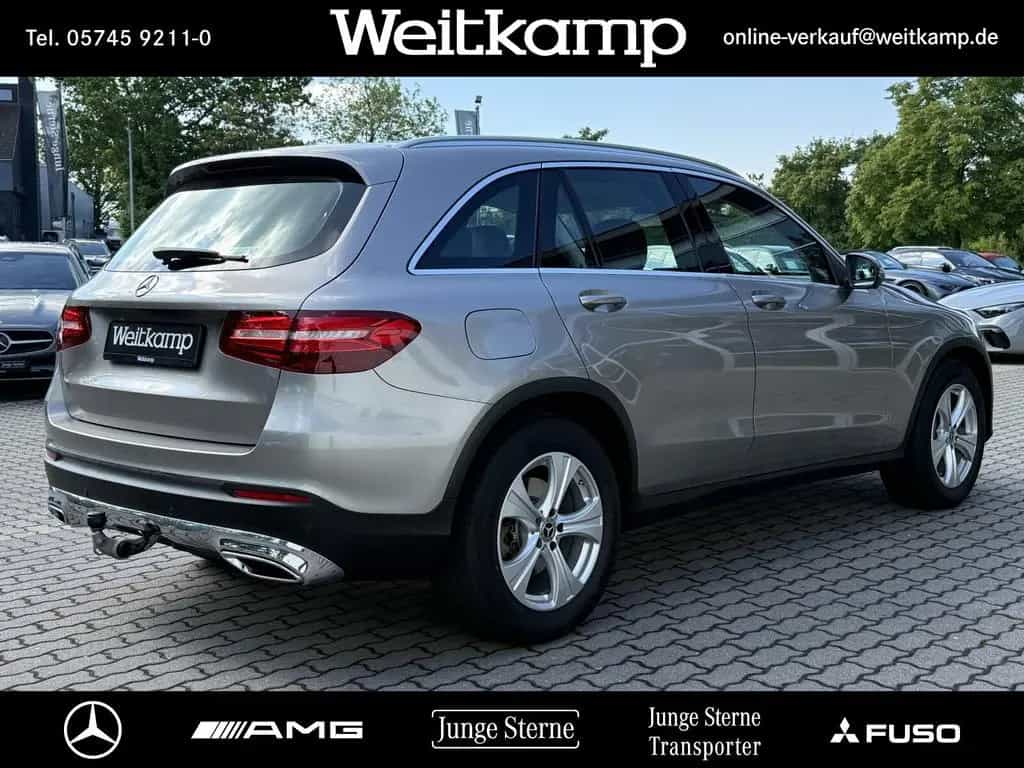 Mercedes-Benz GLC 220 d 4MATIC LED+AHK+COMAND+DISTRONIC+MEMORY 04/2019-photo-5