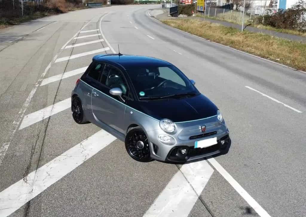 Abarth 695 Rivale Riva | 180 PS | Handschalter |Carbon 09/2018-photo-0
