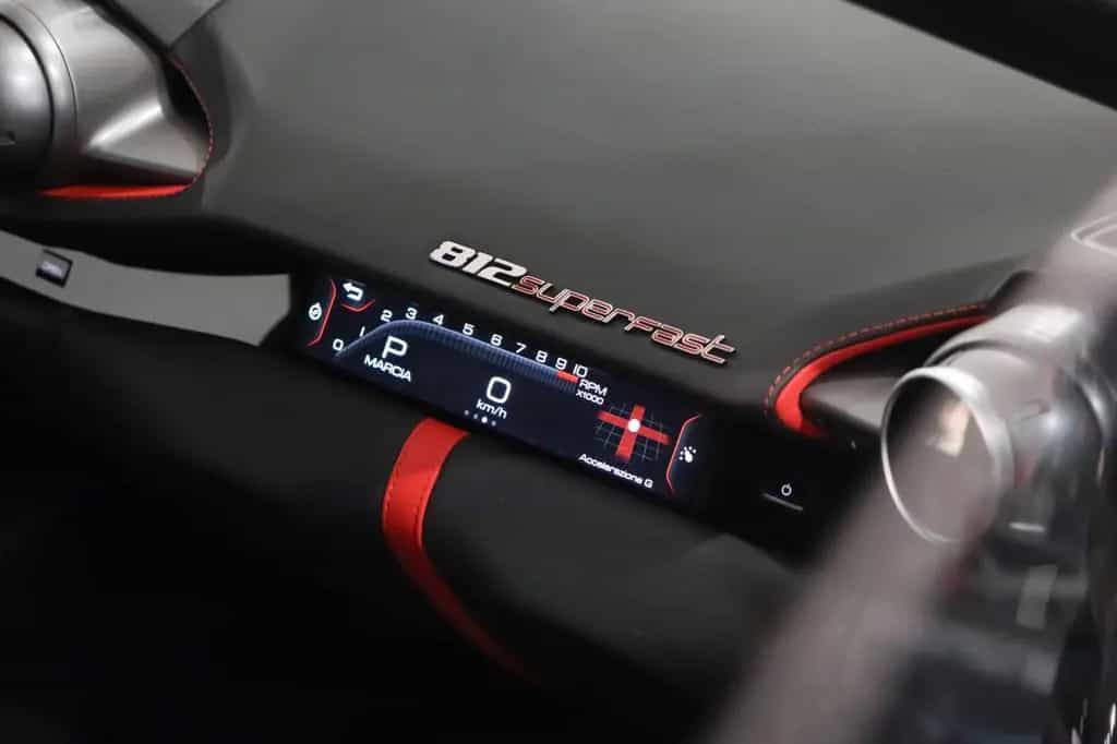 Ferrari 812 6.5 V12 Superfast DCT F1 03/2019-photo-11