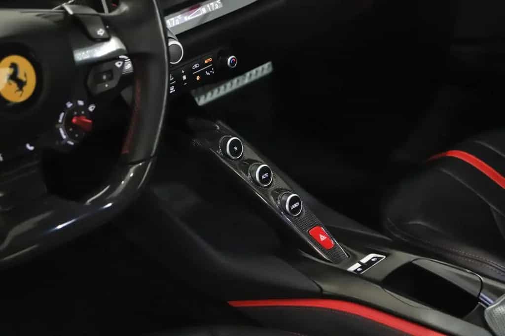 Ferrari 812 6.5 V12 Superfast DCT F1 03/2019-photo-12