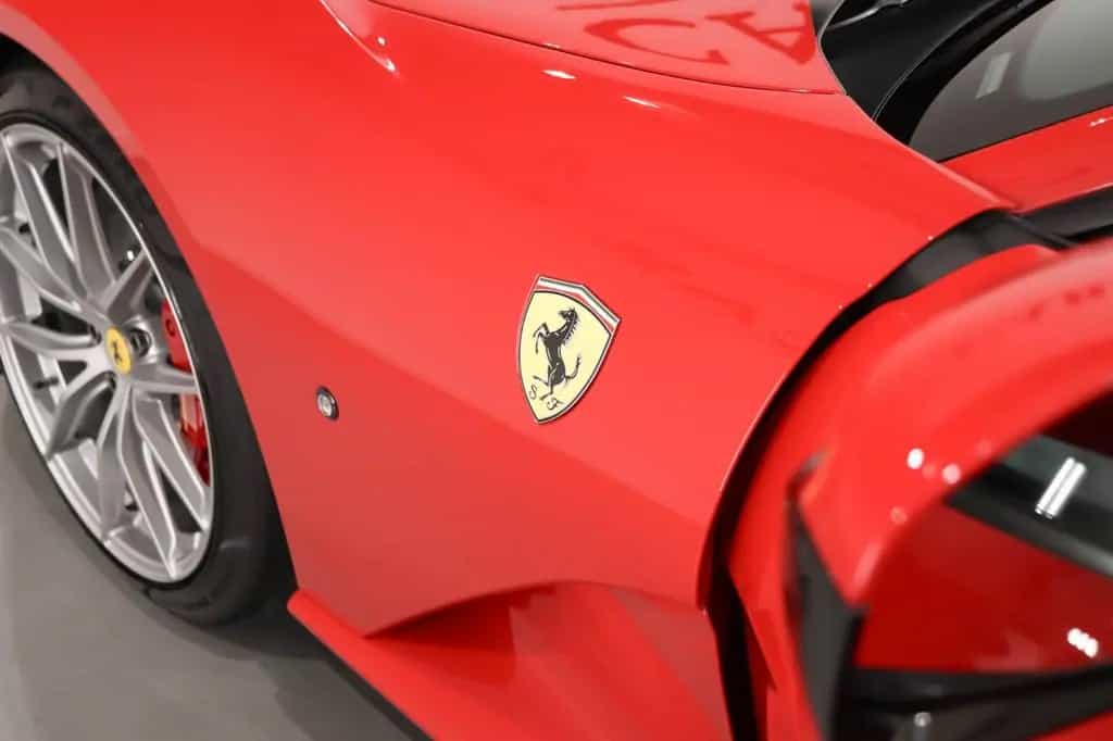 Ferrari 812 6.5 V12 Superfast DCT F1 03/2019-photo-14