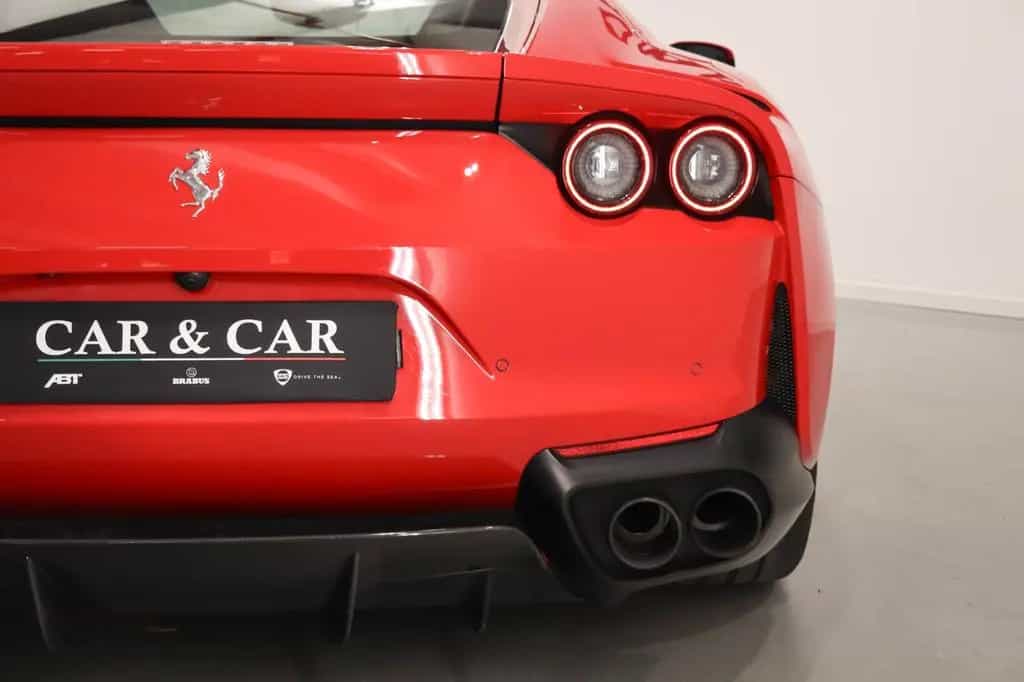 Ferrari 812 6.5 V12 Superfast DCT F1 03/2019-photo-17