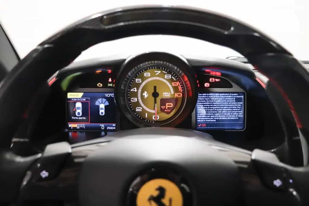 Ferrari 812 6.5 V12 Superfast DCT F1 03/2019-photo-21