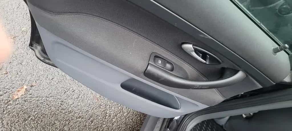 Saab 9-3 1.9 TiD 88 kW Linear Sport-Limousine Linear 09/2005-photo-5