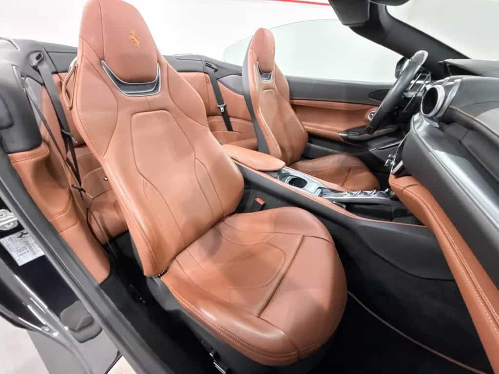 Ferrari Portofino 3.9 T V8 DCT 06/2019-photo-12