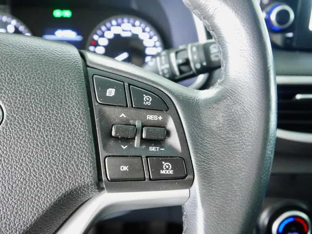 Hyundai TUCSON Style 2WD*Navi*R.Kamera* 07/2020-photo-16