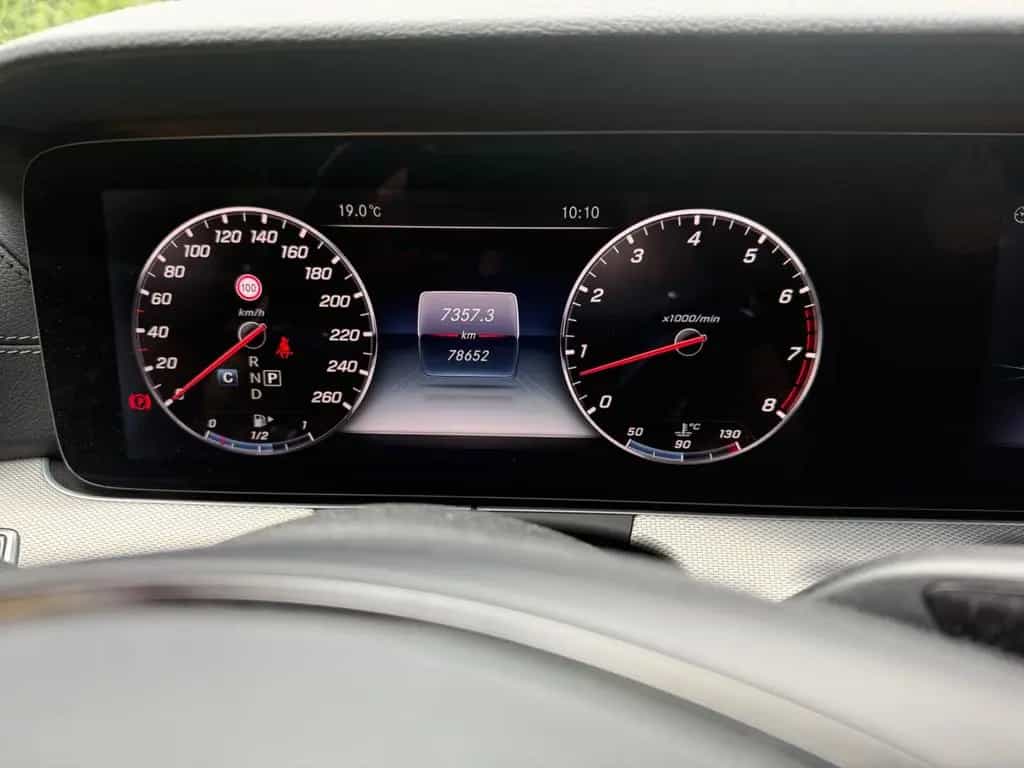 Mercedes-Benz E 400 4MATIC T AMG Line Autom. AMG Line 08/2017-photo-3