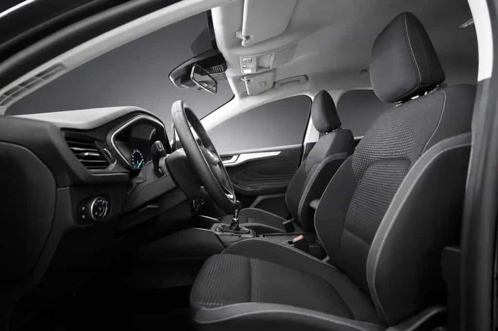 Ford Focus Turnier COOL & CONNECT*NAVI*AHK*SITZH+LENK 09/2021-photo-8