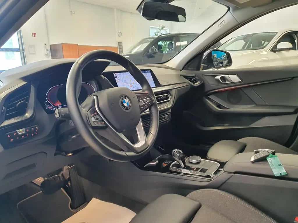 BMW 118 i Sport Line Aut/Navi/LED/Tempomat 05/2021-photo-17