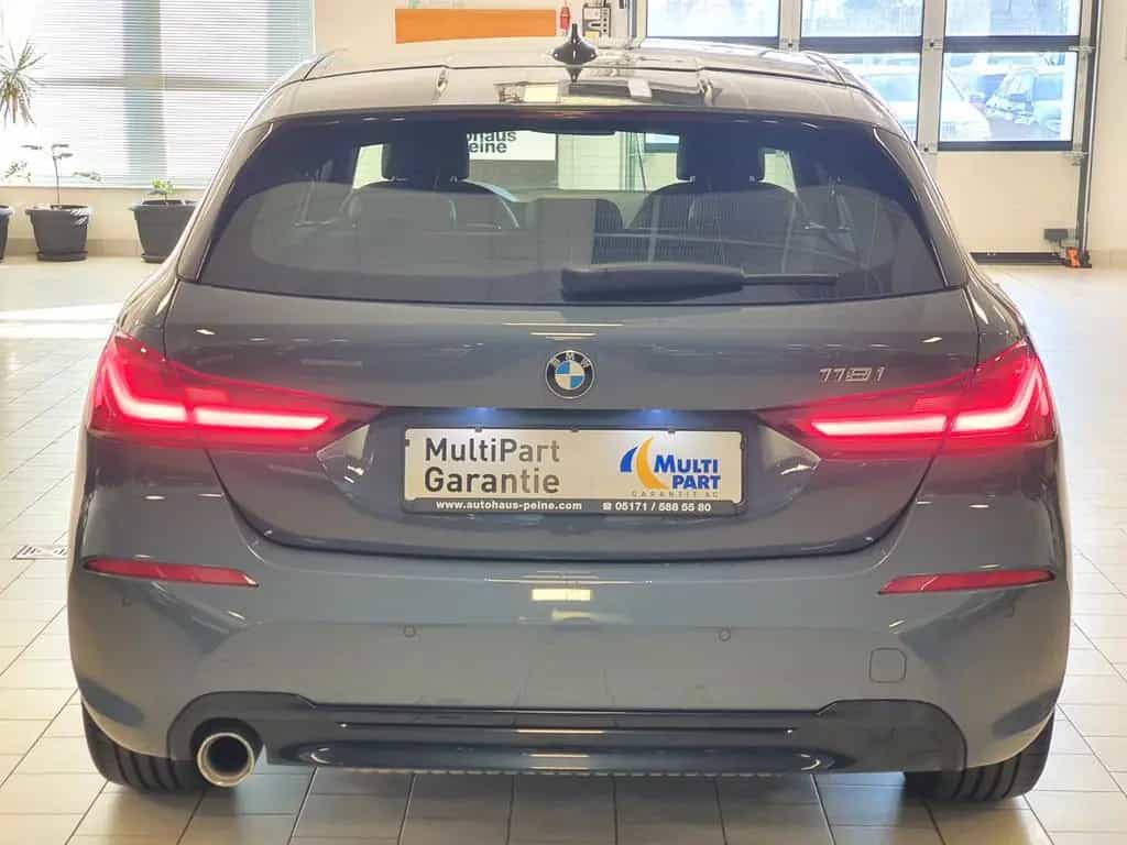 BMW 118 i Sport Line Aut/Navi/LED/Tempomat 05/2021-photo-8