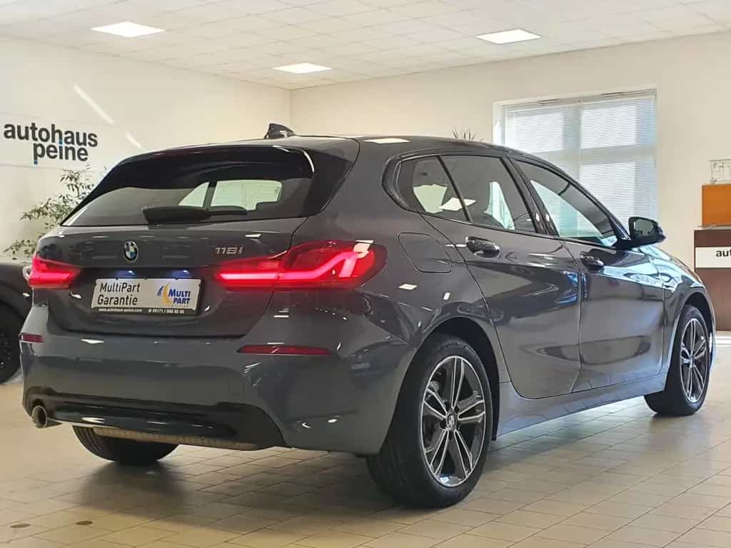 BMW 118 i Sport Line Aut/Navi/LED/Tempomat 05/2021-photo-9
