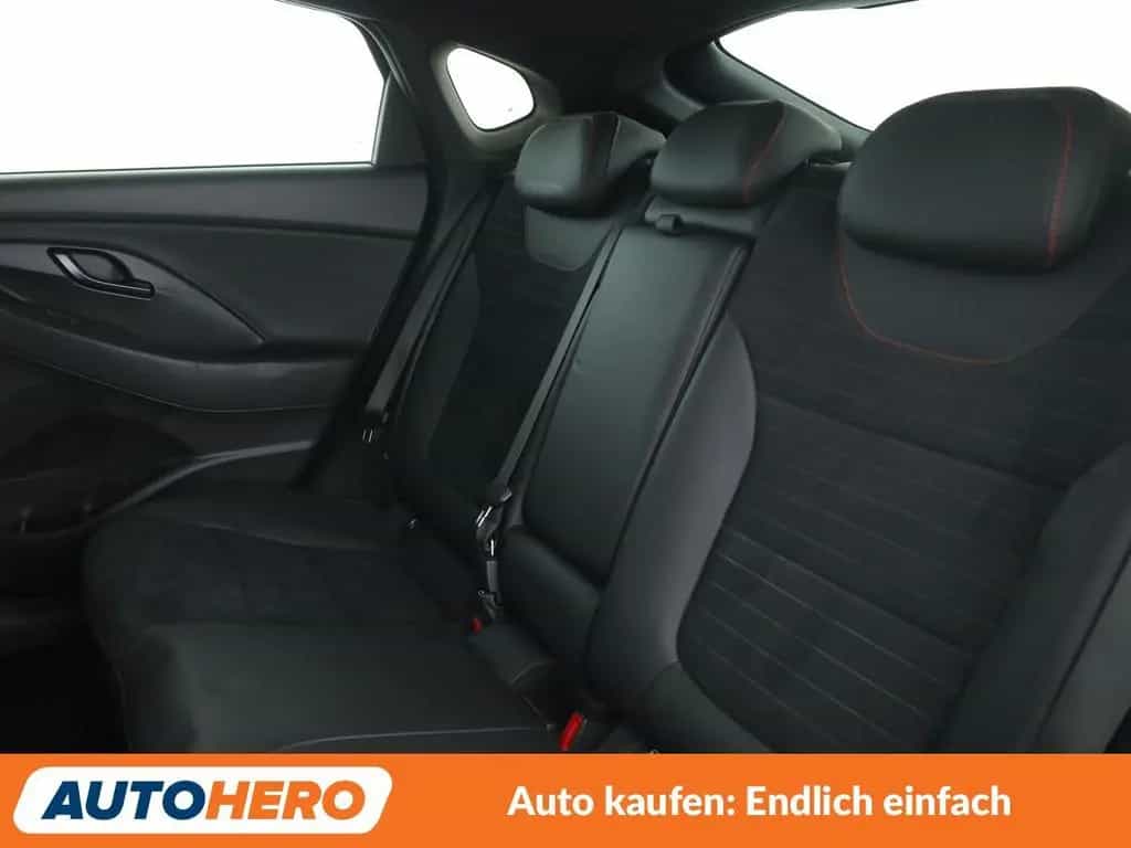 Hyundai i30 2.0 TGDI N Performance*NAVI*TEMPO*PDC*SHZ* 03/2019-photo-13