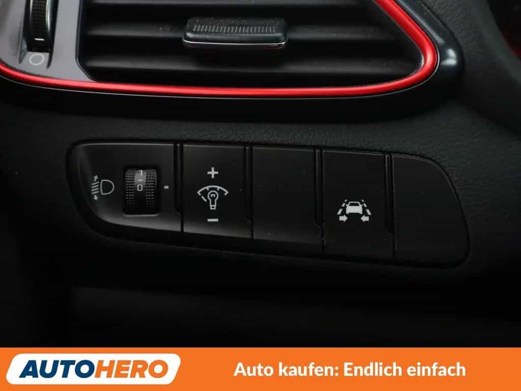 Hyundai i30 2.0 TGDI N Performance*NAVI*TEMPO*PDC*SHZ* 03/2019-photo-30