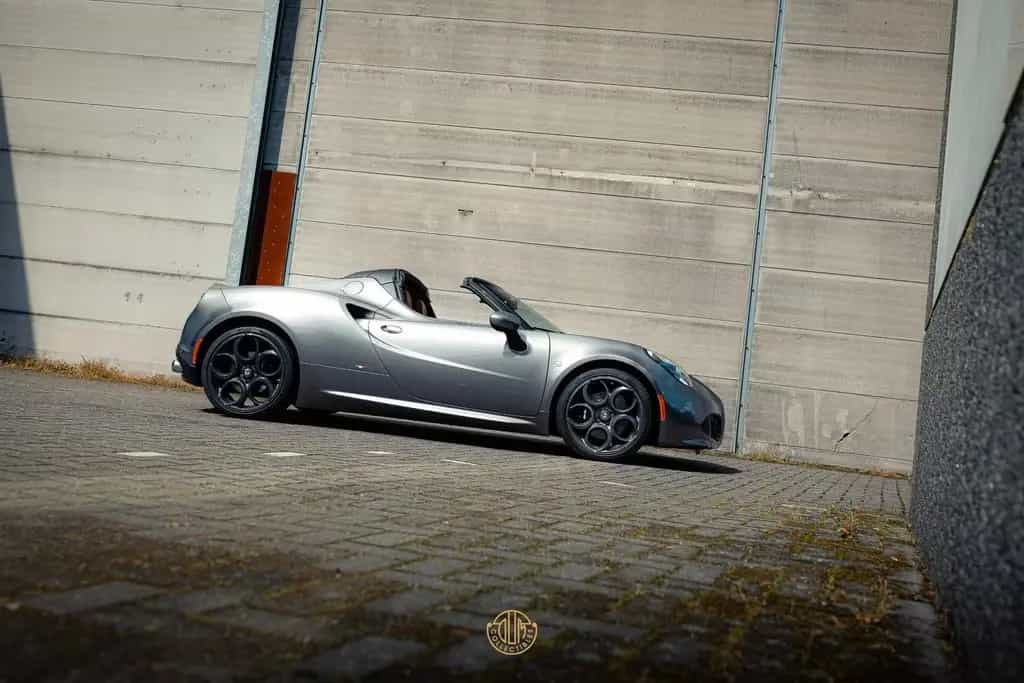 Alfa Romeo 4C Spider 1750TBI TCT 09/2017-photo-1