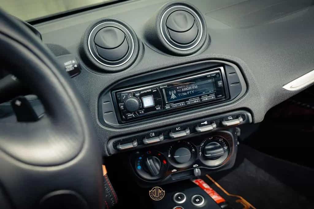 Alfa Romeo 4C Spider 1750TBI TCT 09/2017-photo-32