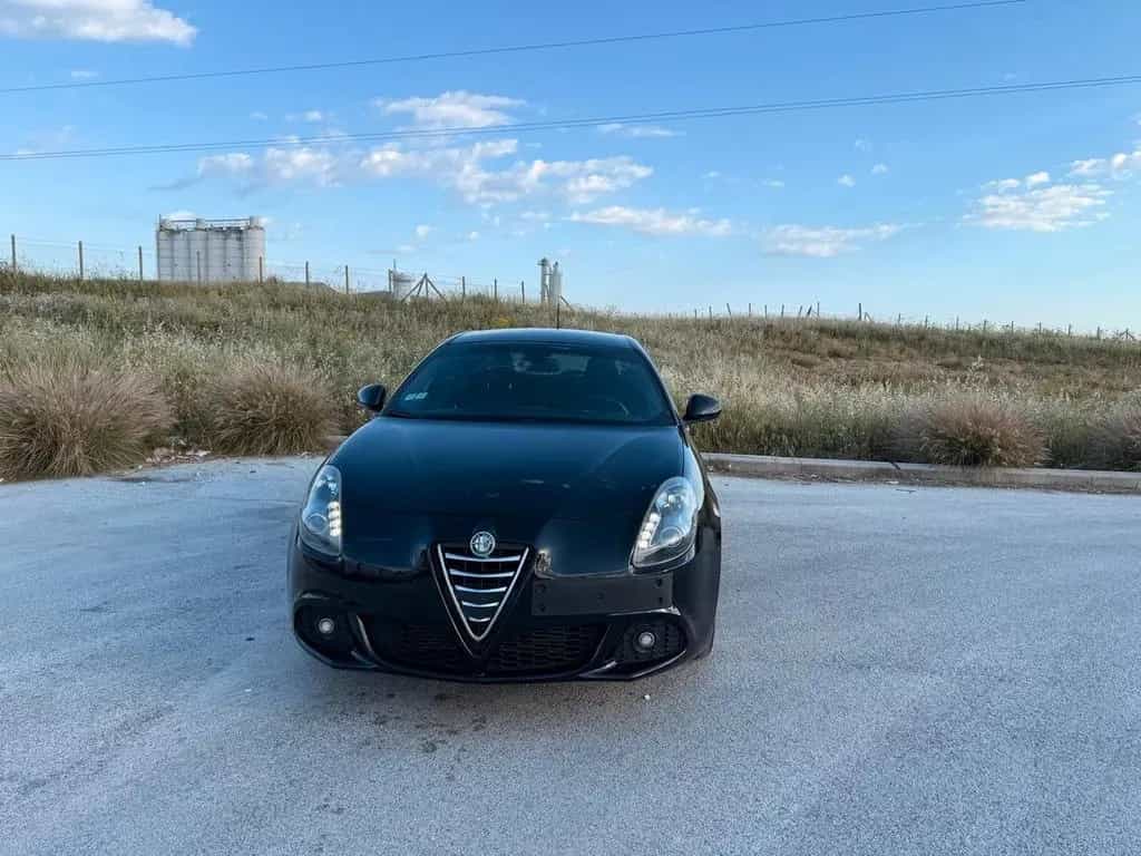 Alfa Romeo Giulietta 1.6 JTDm-2 105 CV Progressi 09/2013-photo-1