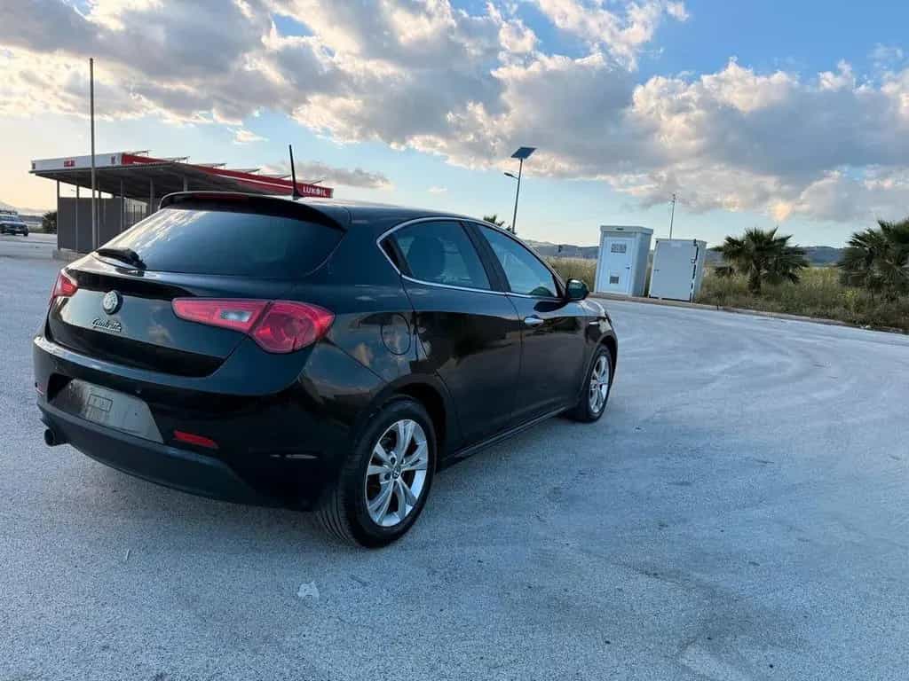 Alfa Romeo Giulietta 1.6 JTDm-2 105 CV Progressi 09/2013-photo-7
