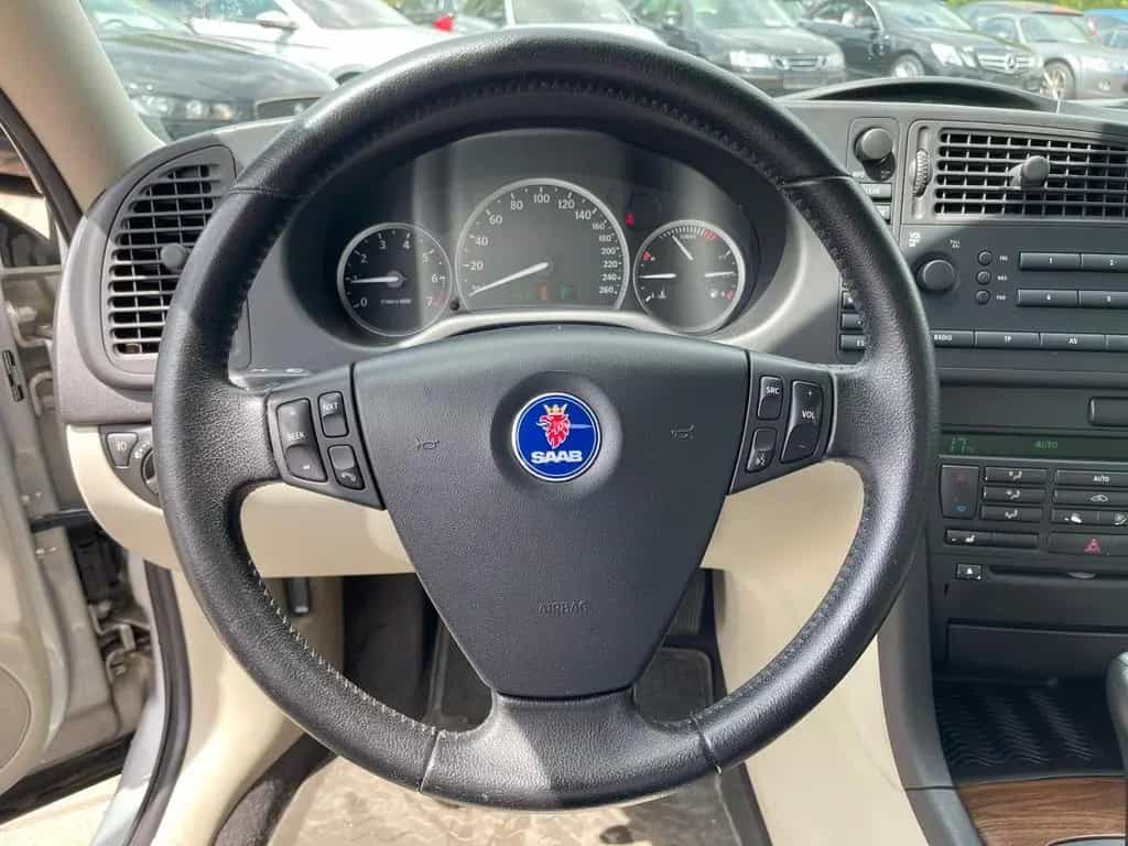 Saab 9-3 Lim. 2.0 T Arc/2.Hd/Autom./S-Heft/Leder/eSD 04/2004-photo-11