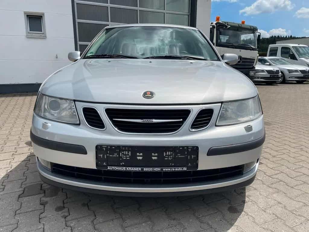 Saab 9-3 Lim. 2.0 T Arc/2.Hd/Autom./S-Heft/Leder/eSD 04/2004-photo-3
