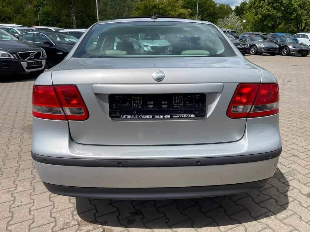Saab 9-3 Lim. 2.0 T Arc/2.Hd/Autom./S-Heft/Leder/eSD 04/2004-photo-4