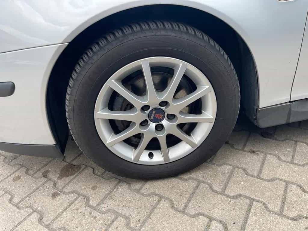 Saab 9-3 Lim. 2.0 T Arc/2.Hd/Autom./S-Heft/Leder/eSD 04/2004-photo-5