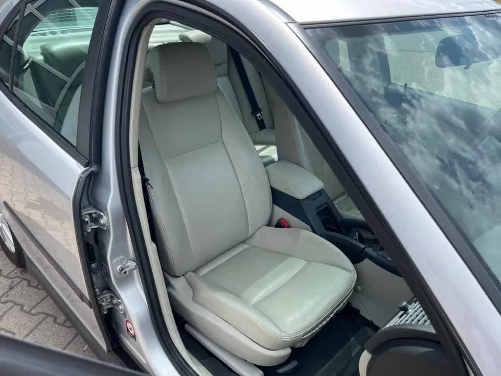 Saab 9-3 Lim. 2.0 T Arc/2.Hd/Autom./S-Heft/Leder/eSD 04/2004-photo-9