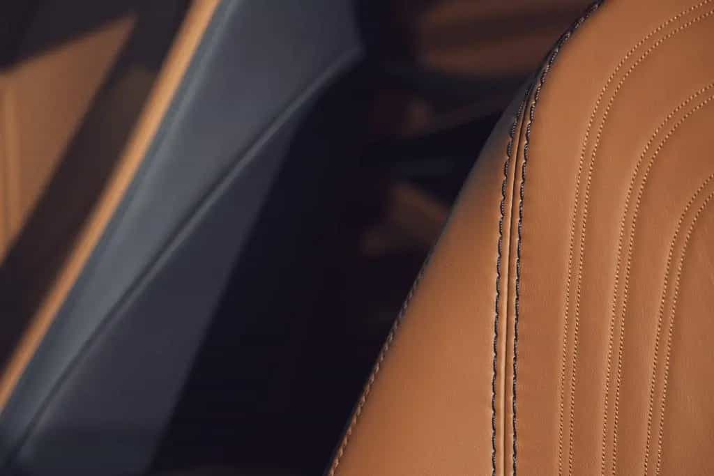 Aston Martin DBX 4.0 V8 03/2022-photo-18