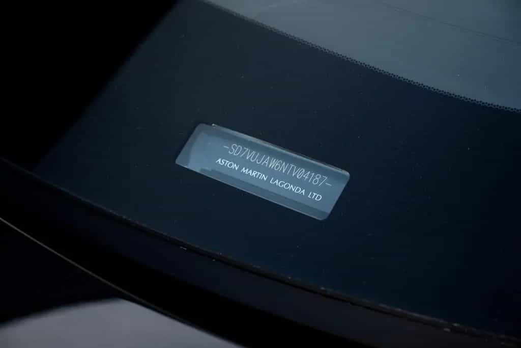 Aston Martin DBX 4.0 V8 03/2022-photo-26