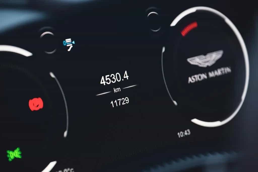 Aston Martin DBX 4.0 V8 03/2022-photo-27