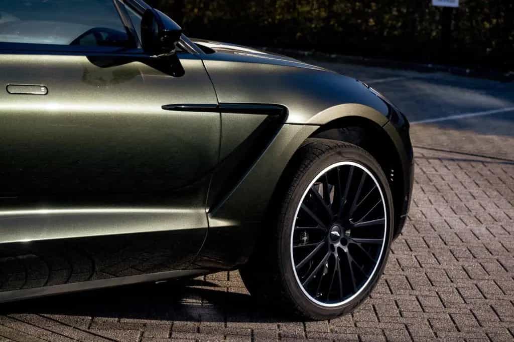 Aston Martin DBX 4.0 V8 03/2022-photo-6