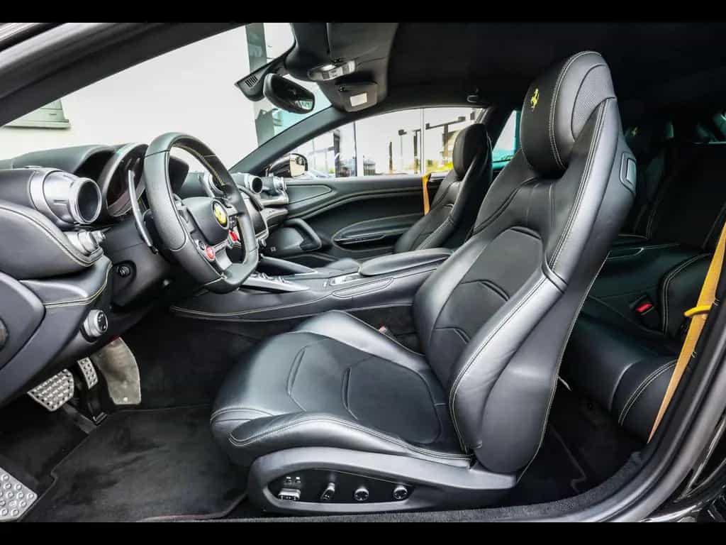 Ferrari GTC4Lusso V12°FRENCH REGI°NEW POWER 12M°PPF°LIFT 05/2018-photo-10