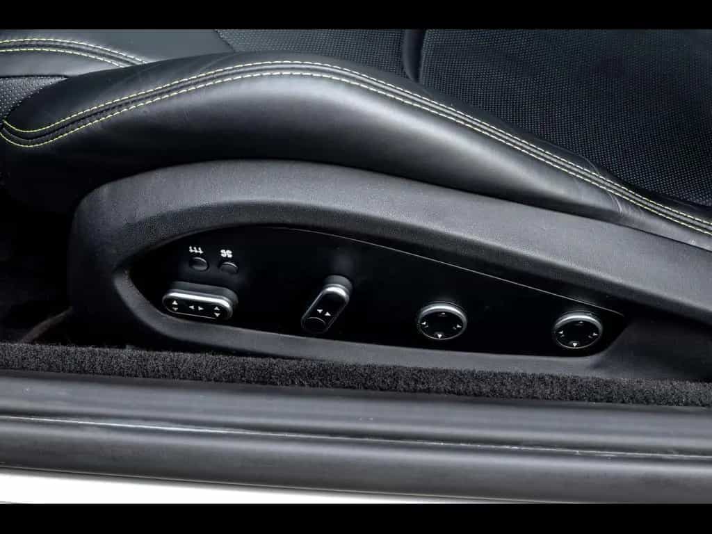 Ferrari GTC4Lusso V12°FRENCH REGI°NEW POWER 12M°PPF°LIFT 05/2018-photo-21