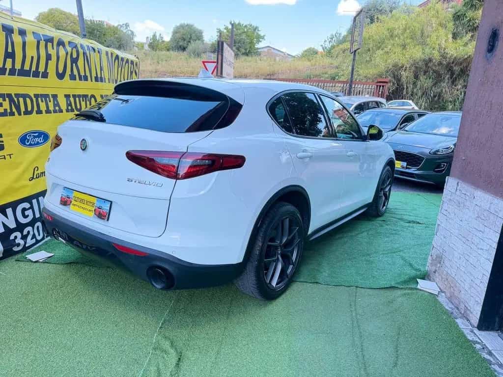 Alfa Romeo Stelvio 2.2 Turbodiesel 190 CV AT8 Q4 02/2022-photo-2