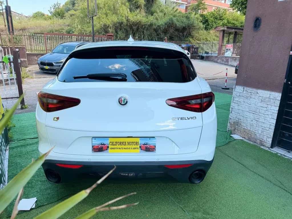 Alfa Romeo Stelvio 2.2 Turbodiesel 190 CV AT8 Q4 02/2022-photo-5