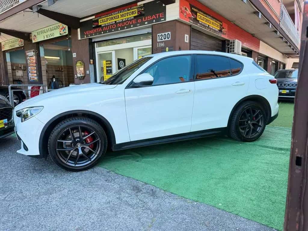 Alfa Romeo Stelvio 2.2 Turbodiesel 190 CV AT8 Q4 02/2022-photo-6