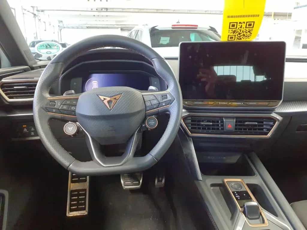 Cupra Leon ST 1.5eTSI DSG PaXL TravelAs EdgePa RFK 06/2025-photo-5