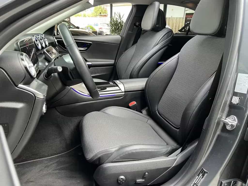 Mercedes-Benz 200 C C200 Avantgarde Pano Night CarPlay Kamera DAB 07/2022-photo-1