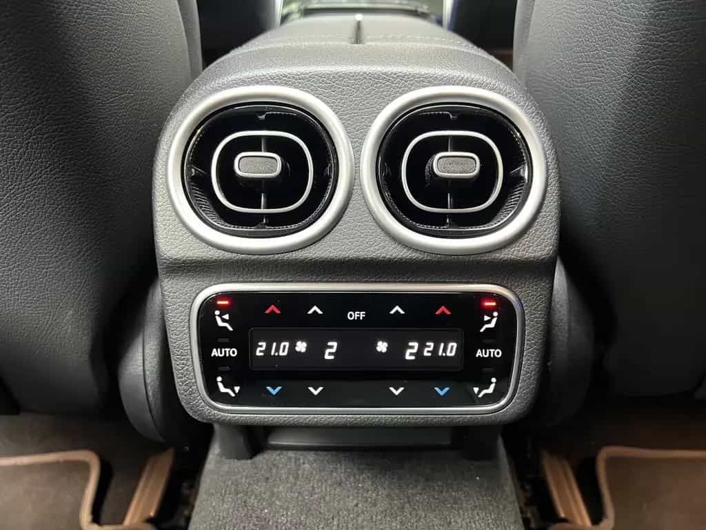 Mercedes-Benz 200 C C200 Avantgarde Pano Night CarPlay Kamera DAB 07/2022-photo-24