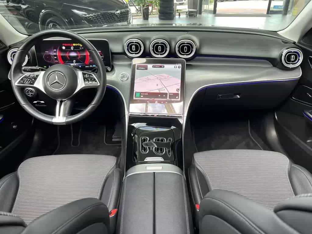 Mercedes-Benz 200 C C200 Avantgarde Pano Night CarPlay Kamera DAB 07/2022-photo-9